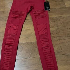 90 Degree By Reflex Vintage Berry Leggings